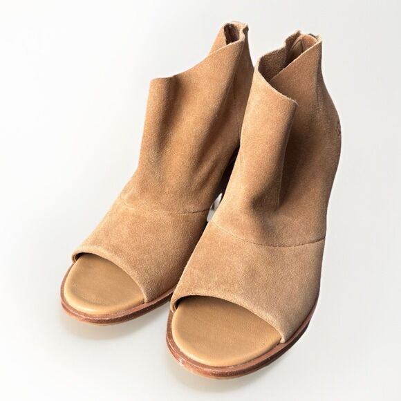 UGG Ginger Open Toe Boot Bootie Sandal Size 8 Suede Comfort - Picture 2 of 8